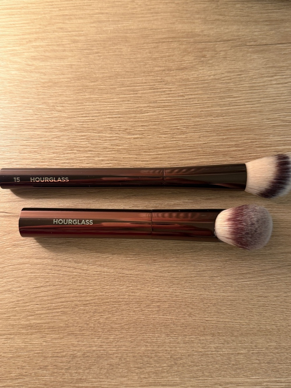 NWOT Hourglass Brush Bundle; Foundation and Blush Brush Duo